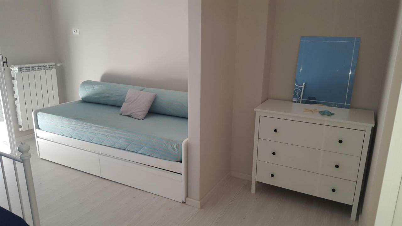 Galu Guest House กาเอตา ภายนอก รูปภาพ